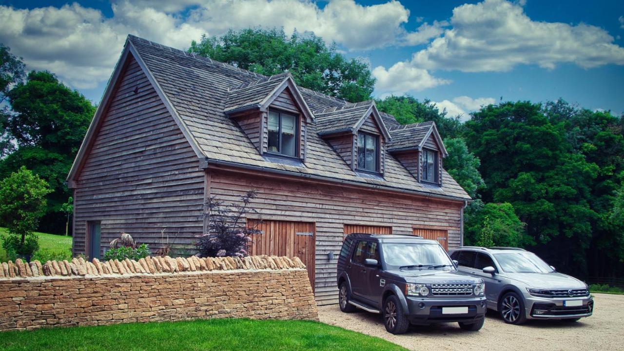 The Loft At Hewletts Farm - Stunning Apartment On The Cotswold Way Close To Cheltenham Exteriör bild
